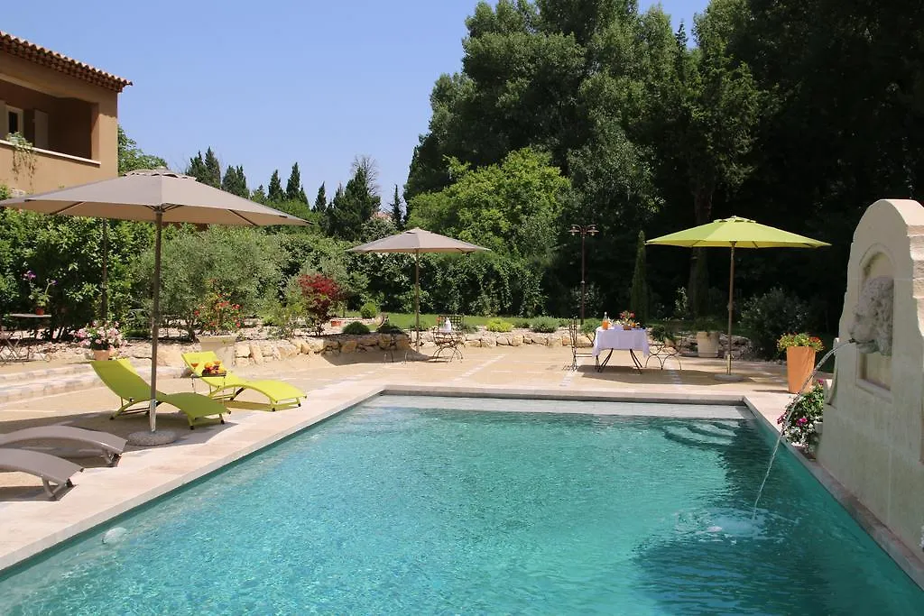 Séjour à la campagne Maison d'hôtes La Bastide des Cyprès à Maussane-les-Alpilles