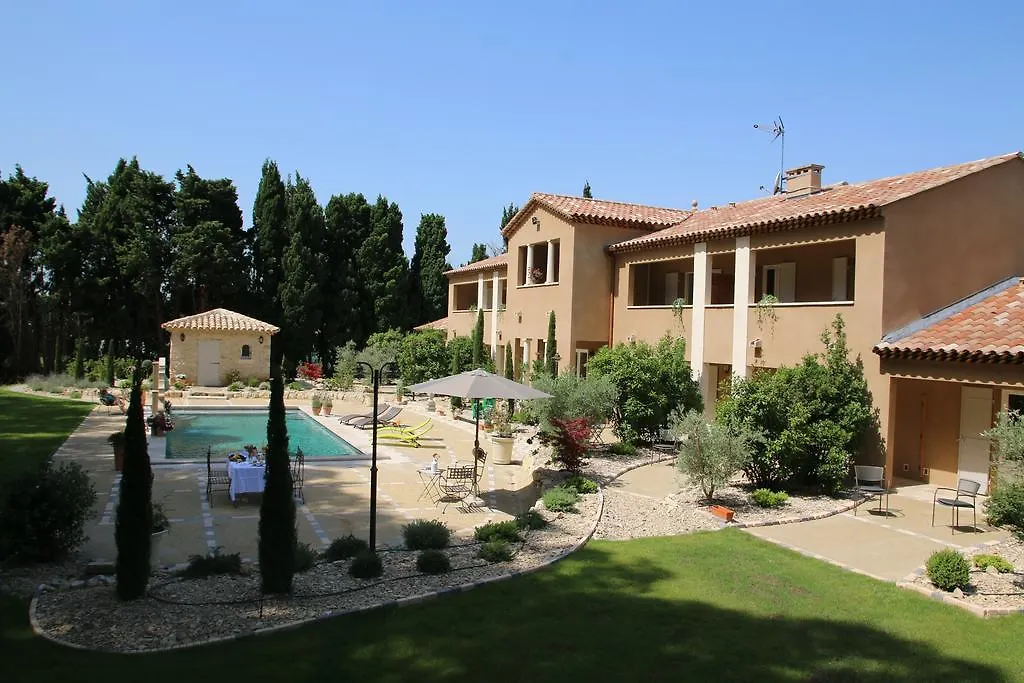 Maison d'hôtes La Bastide des Cyprès à Maussane-les-Alpilles