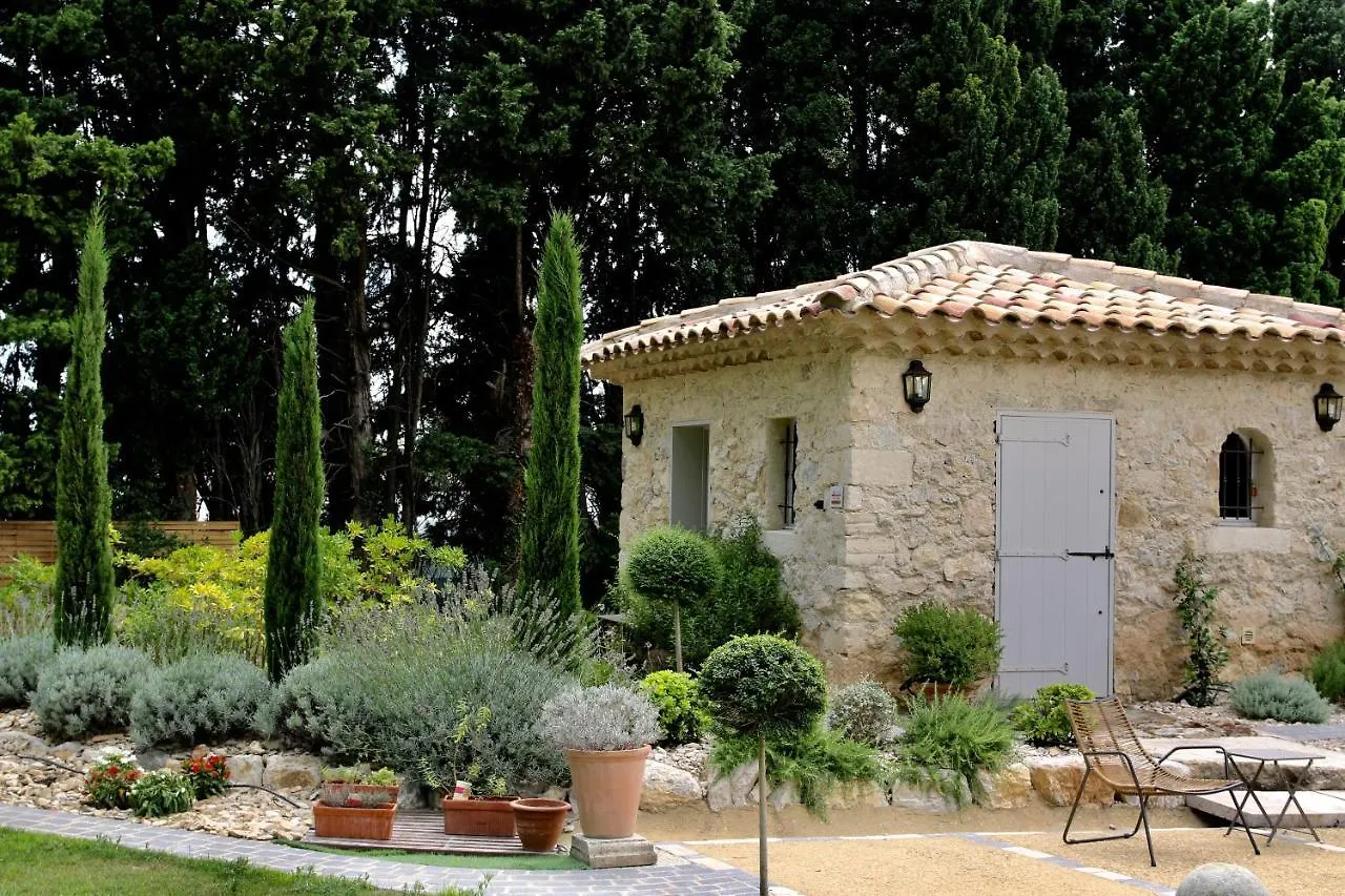Maison d'hôtes La Bastide des Cyprès à Maussane-les-Alpilles 0*,